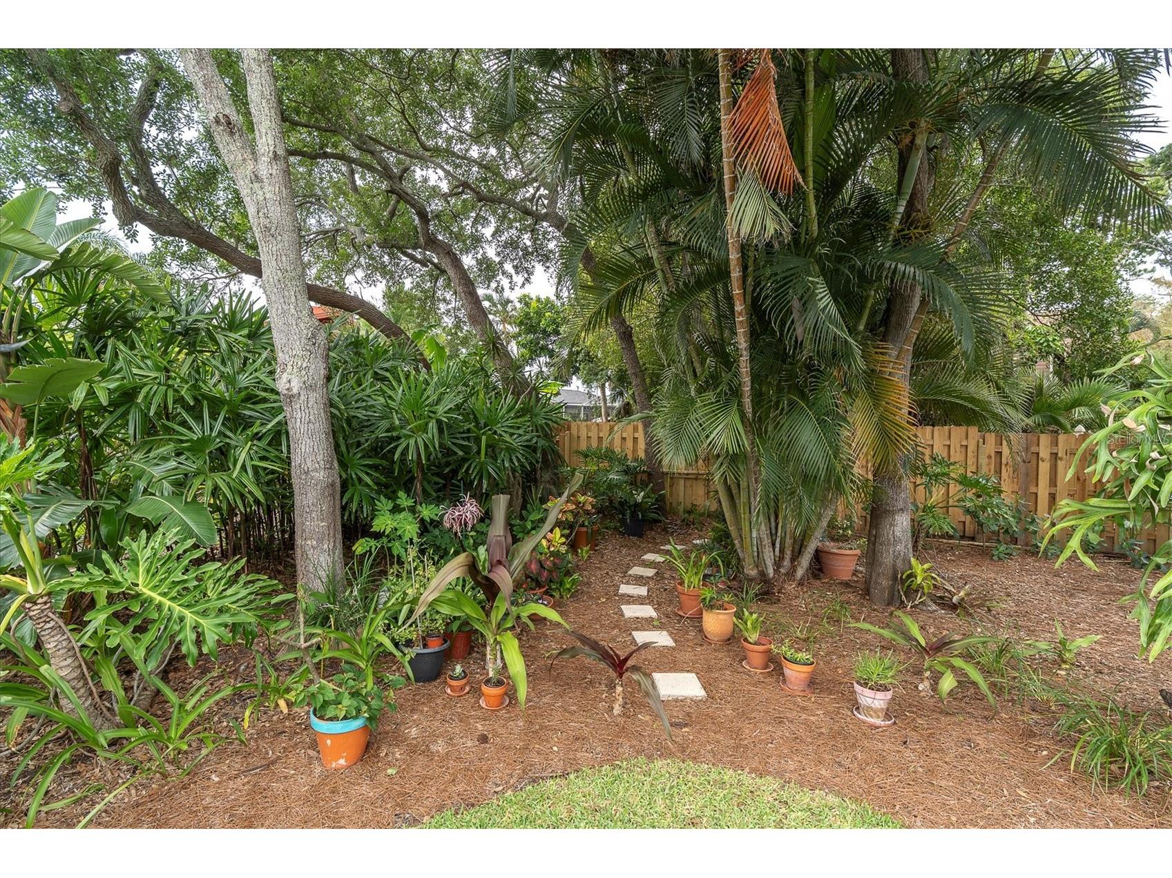 11566 Pine Street Seminole FL 33772 TB8516792 image34
