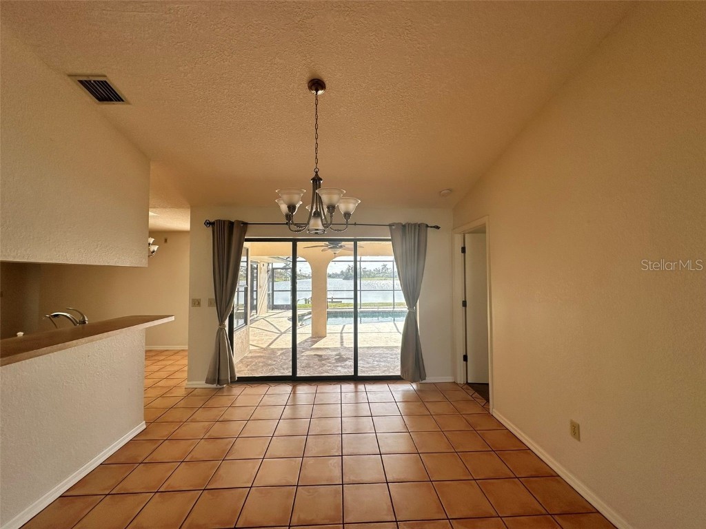 11567 SW Ben Drive Lake Suzy FL 34269 C7512311 image8