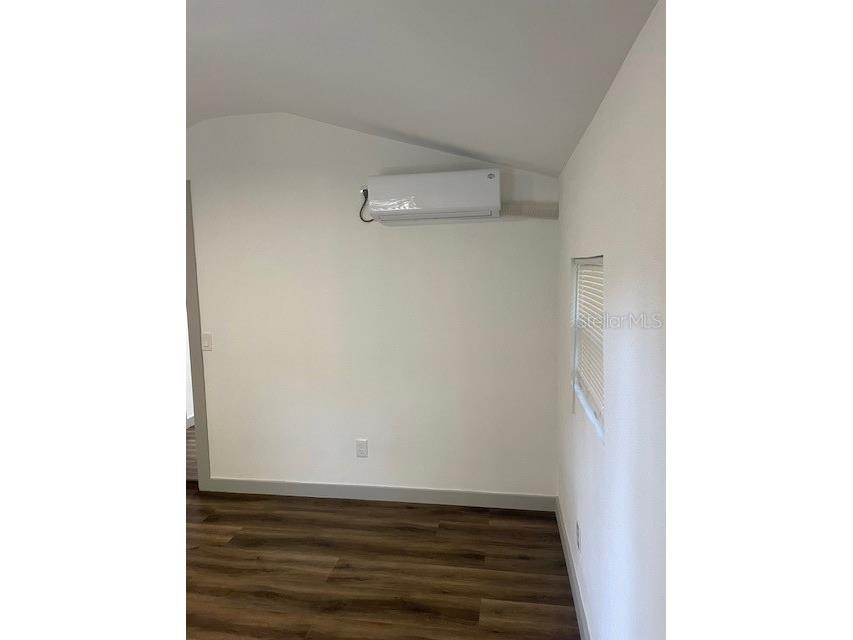 1157 Highland Court N Saint Petersburg FL 33701 TB8481361 image35