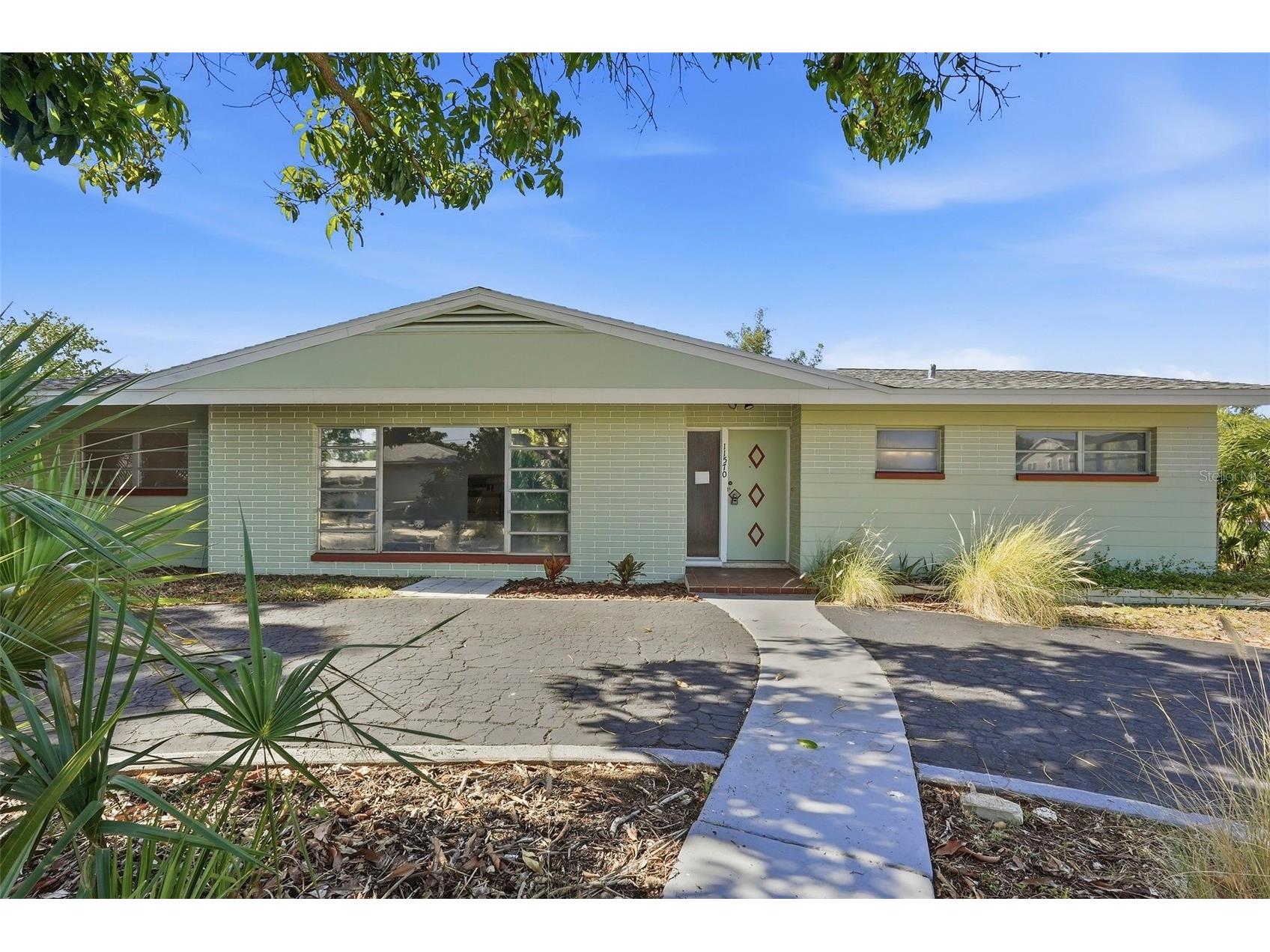 11570 60th Terrace Seminole FL 33772 TB8501910 image1