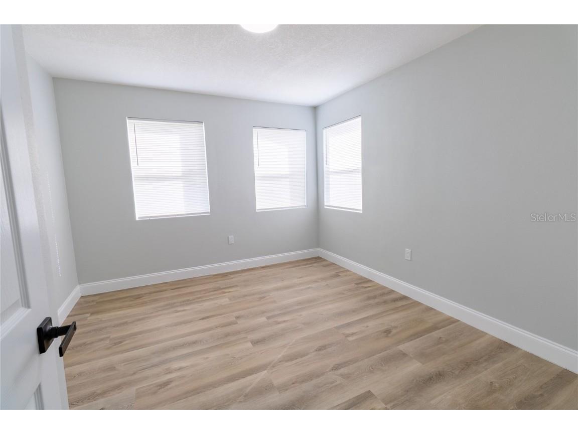 1158 Hampton Road Daytona Beach FL 32114 O6328929 image9