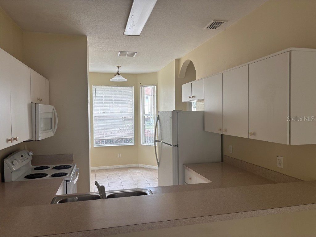 1158 S Beach Circle Kissimmee FL 34746 O6347421 image3