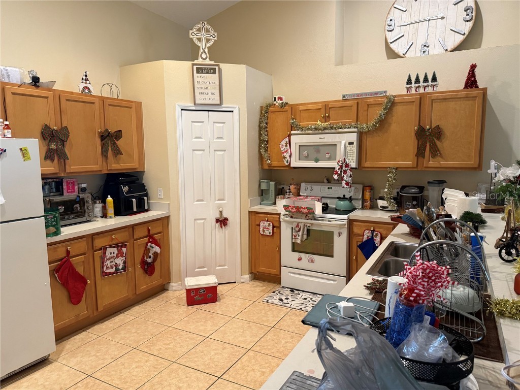 1158 Saint Tropez Court Kissimmee FL 34759 S5140098 image7