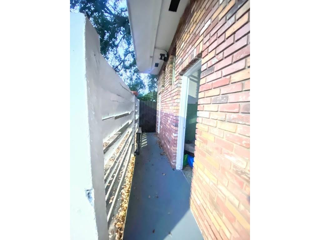 11580 NE 2nd Avenue Miami FL 33161 O6282349 image16