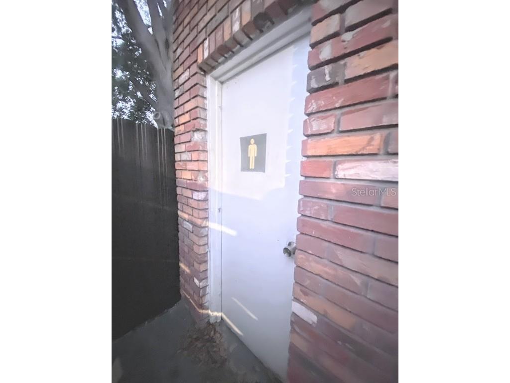 11580 NE 2nd Avenue Miami FL 33161 O6282349 image17