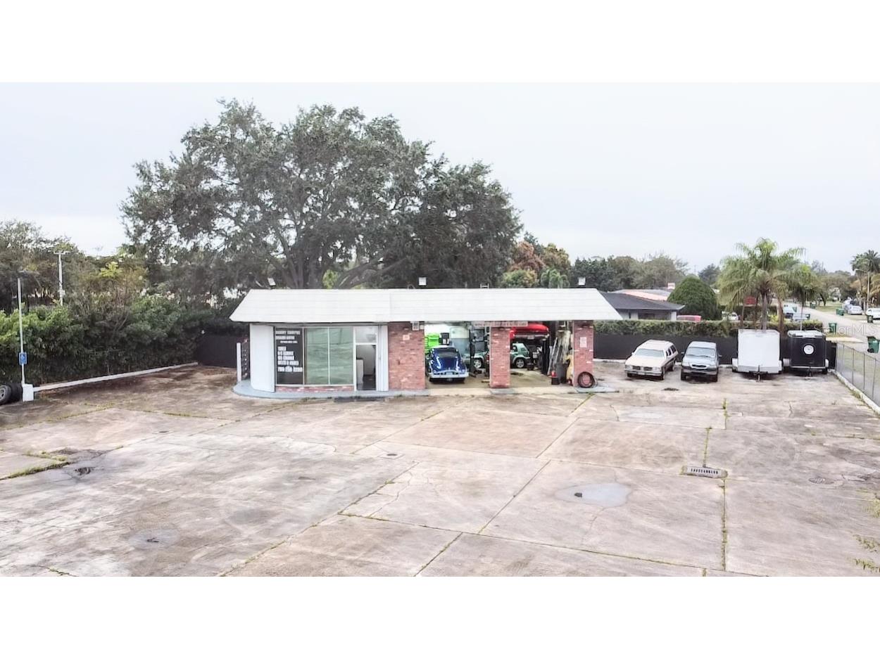 11580 NE 2nd Avenue Miami FL 33161 O6282349 image9