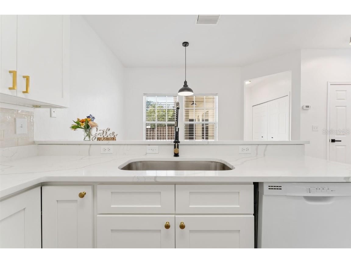 11585 NW 18th Place Gainesville FL 32606 GC534650 image17