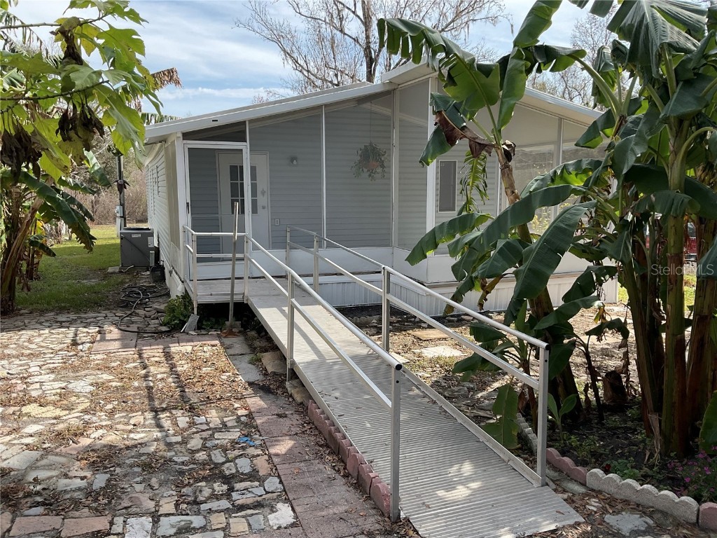 11587 Cr 675w Webster FL 33597 G5091806 image1