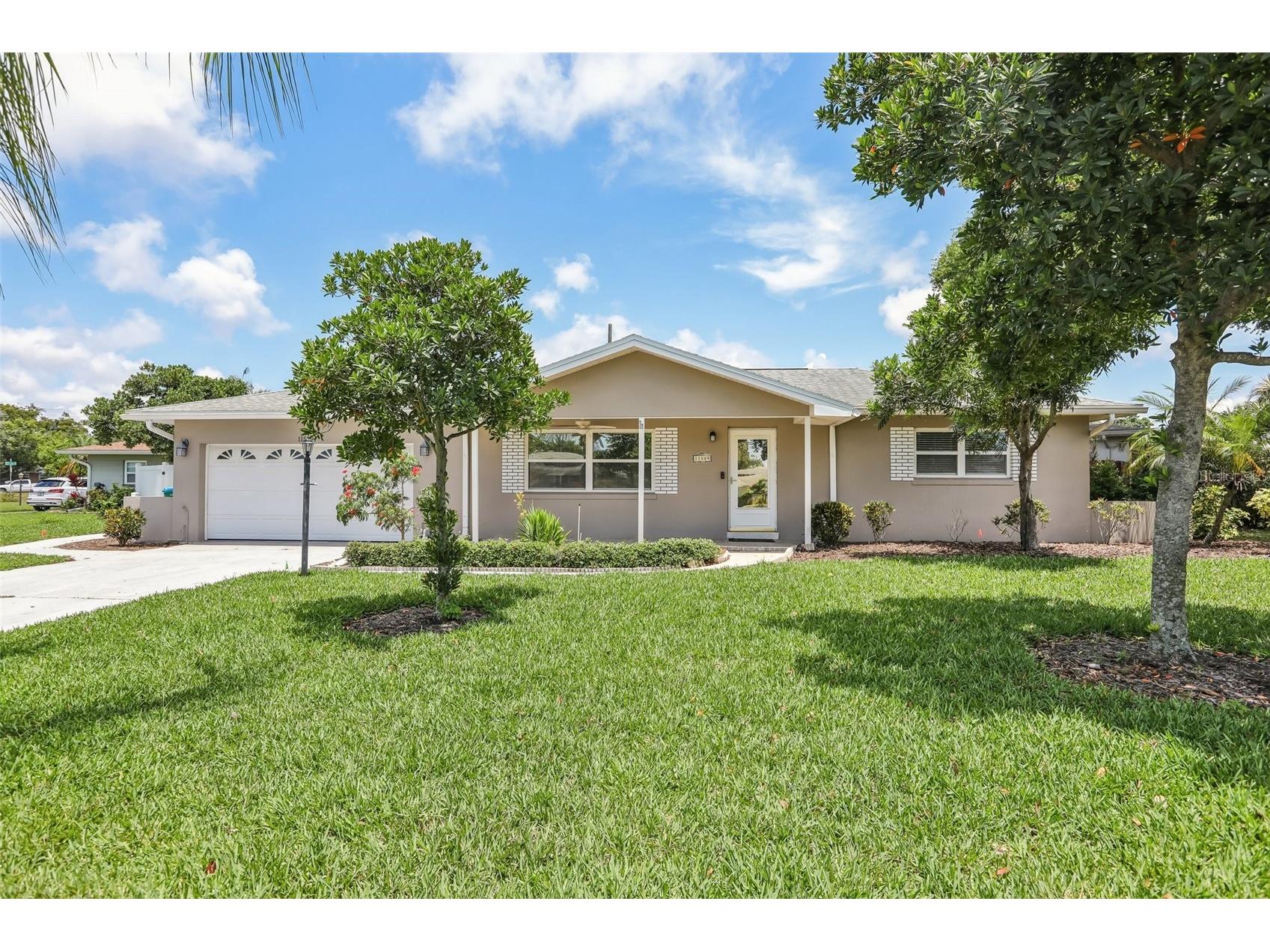11589 64th Terrace Seminole FL 33772 TB8508133 image1