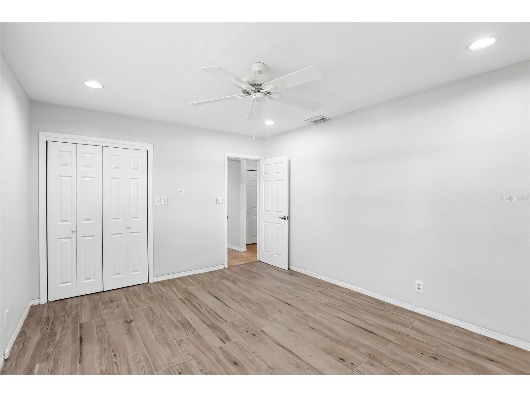 11589 64th Terrace Seminole FL 33772 TB8508133 image8