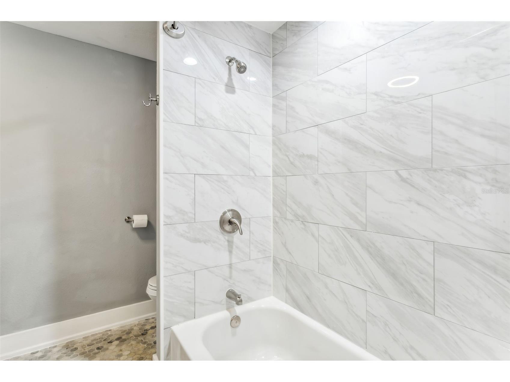 1159 35th Avenue N Saint Petersburg FL 33704 TB8472677 image15