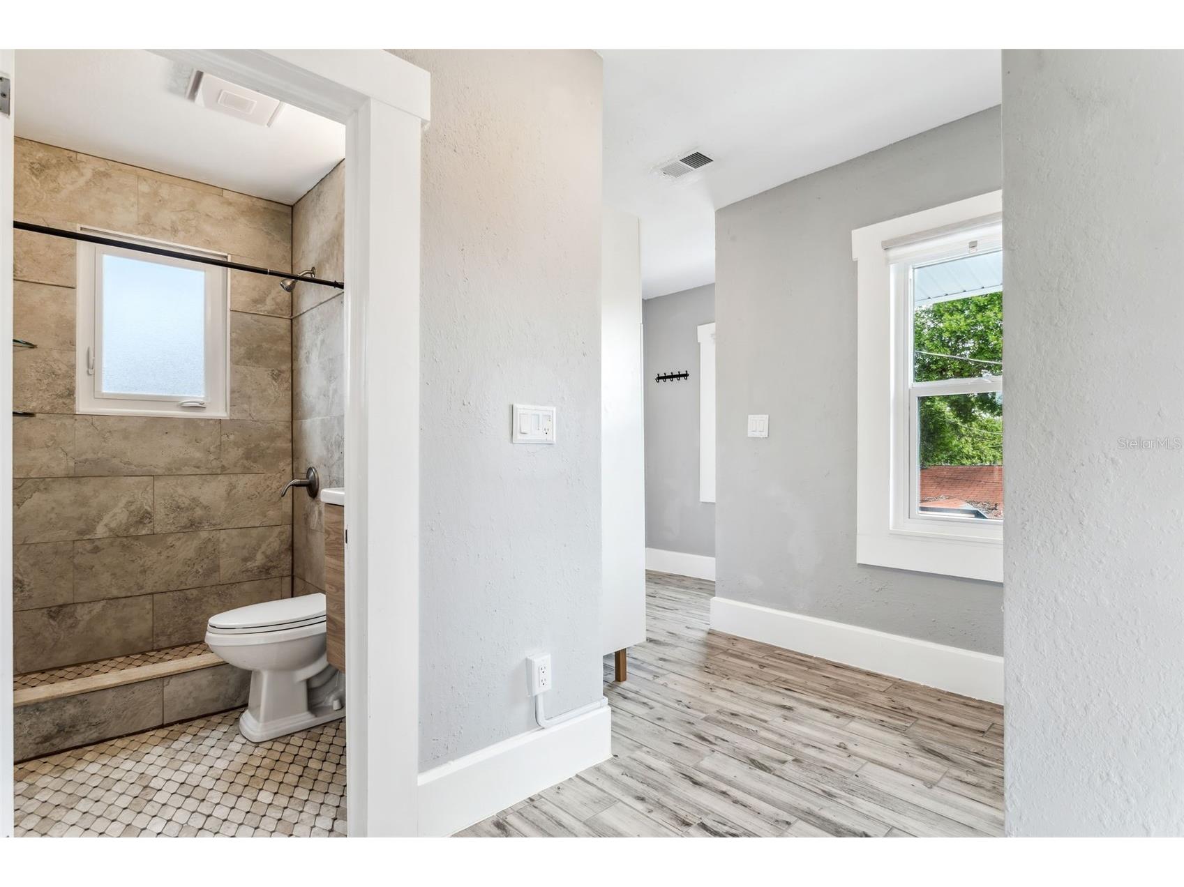 1159 35th Avenue N Saint Petersburg FL 33704 TB8472677 image16