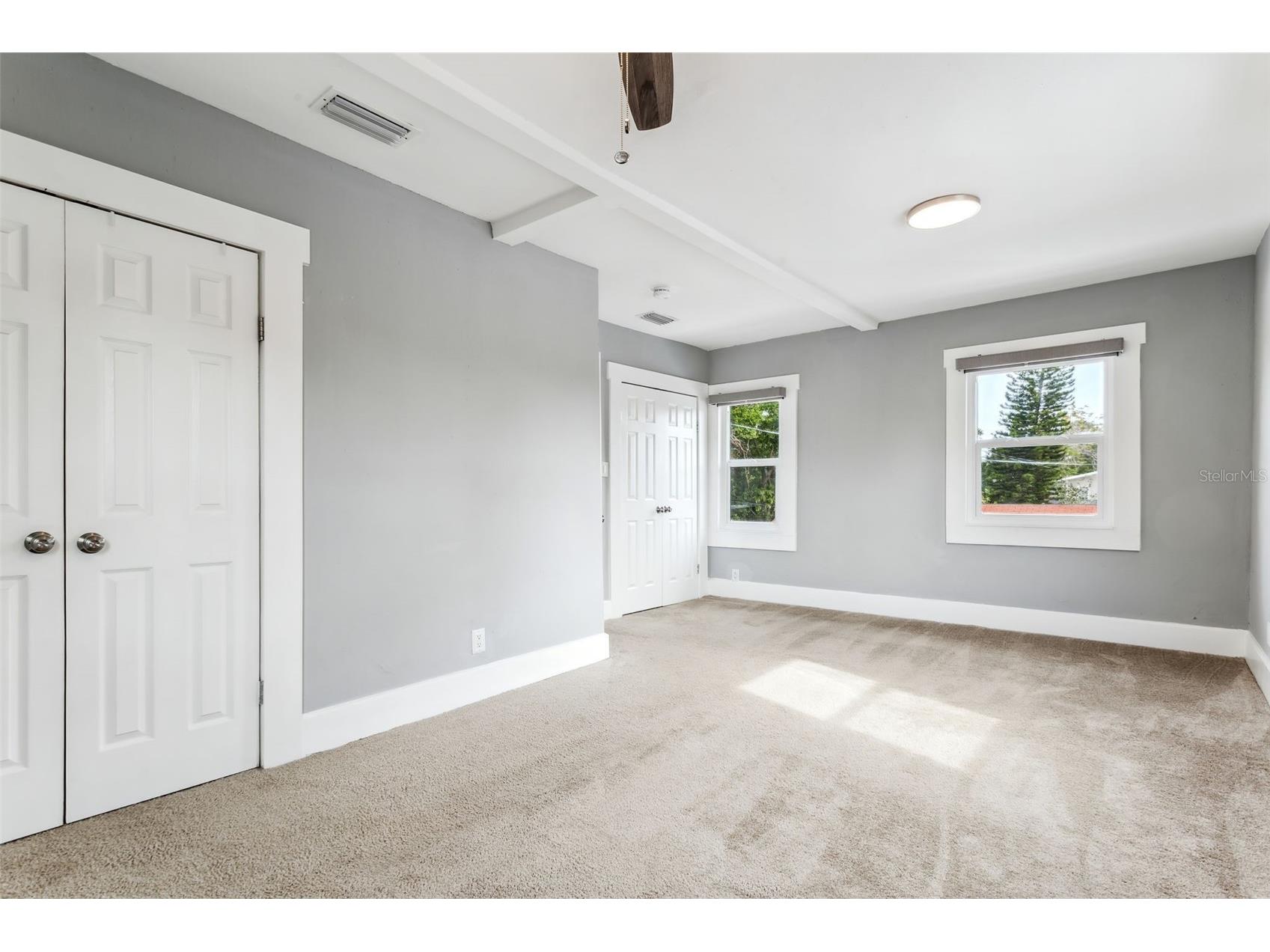 1159 35th Avenue N Saint Petersburg FL 33704 TB8472677 image20