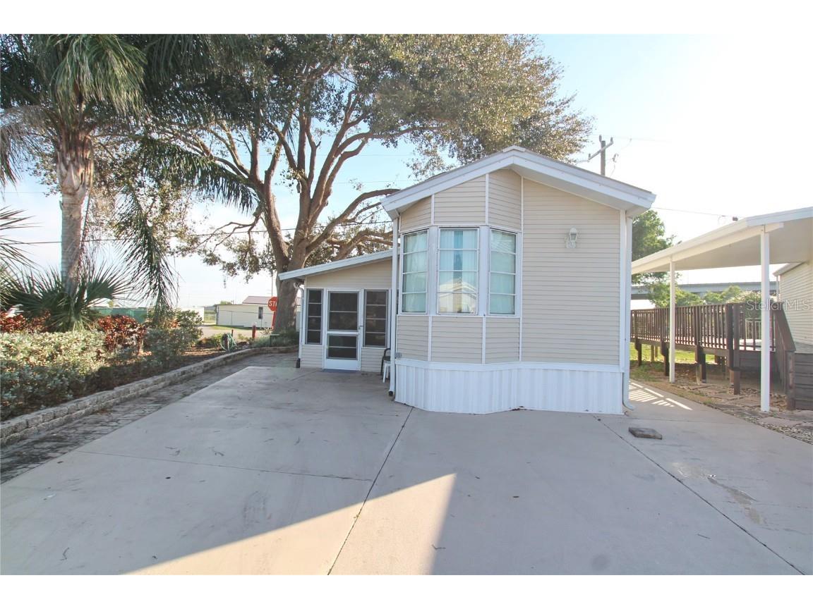 1159 Daniels Road SE #1 Moore Haven FL 33471 OK223780 image1