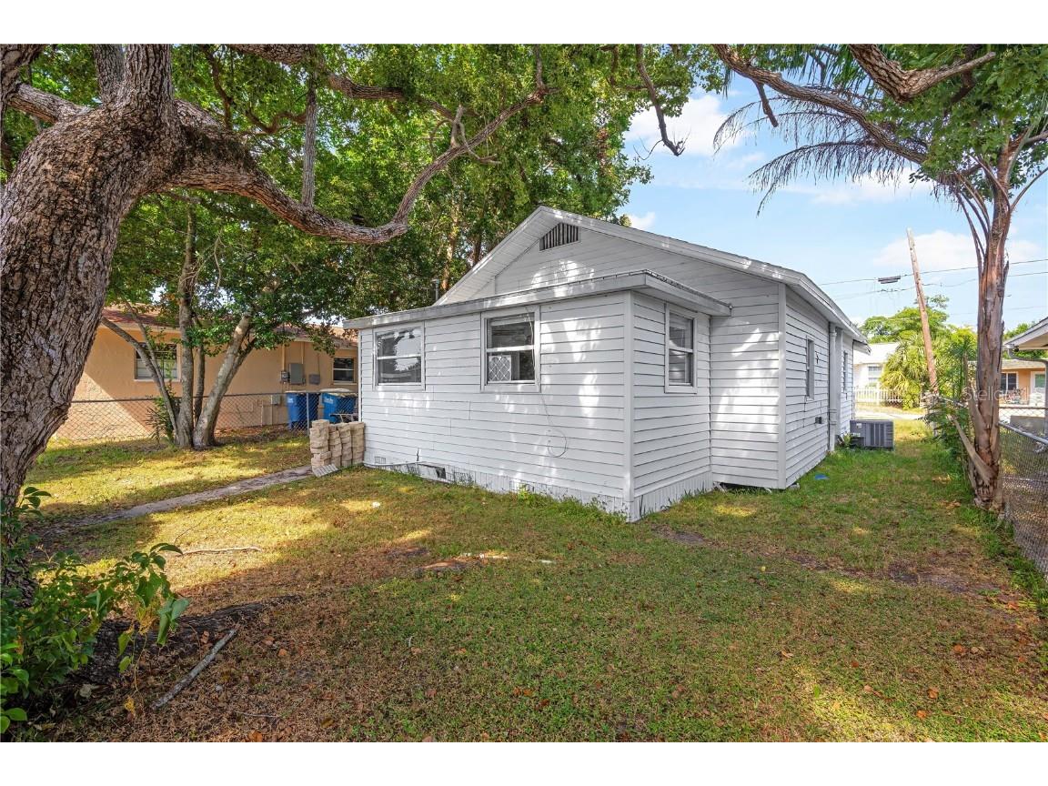 1159 Engman Street Clearwater FL 33755 TB8436096 image20