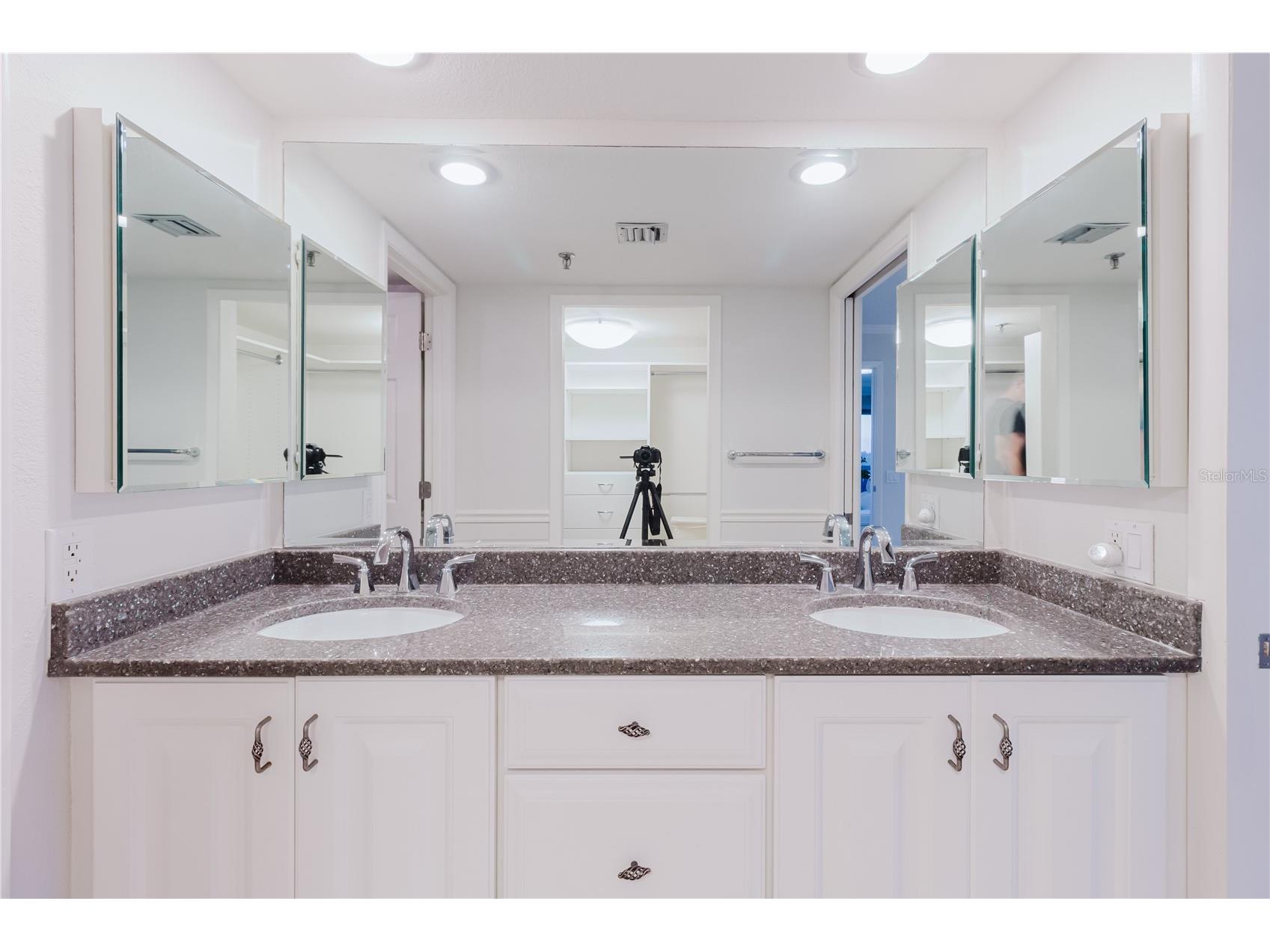 11590 Shipwatch Drive #848 Largo FL 33774 TB8422220 image27