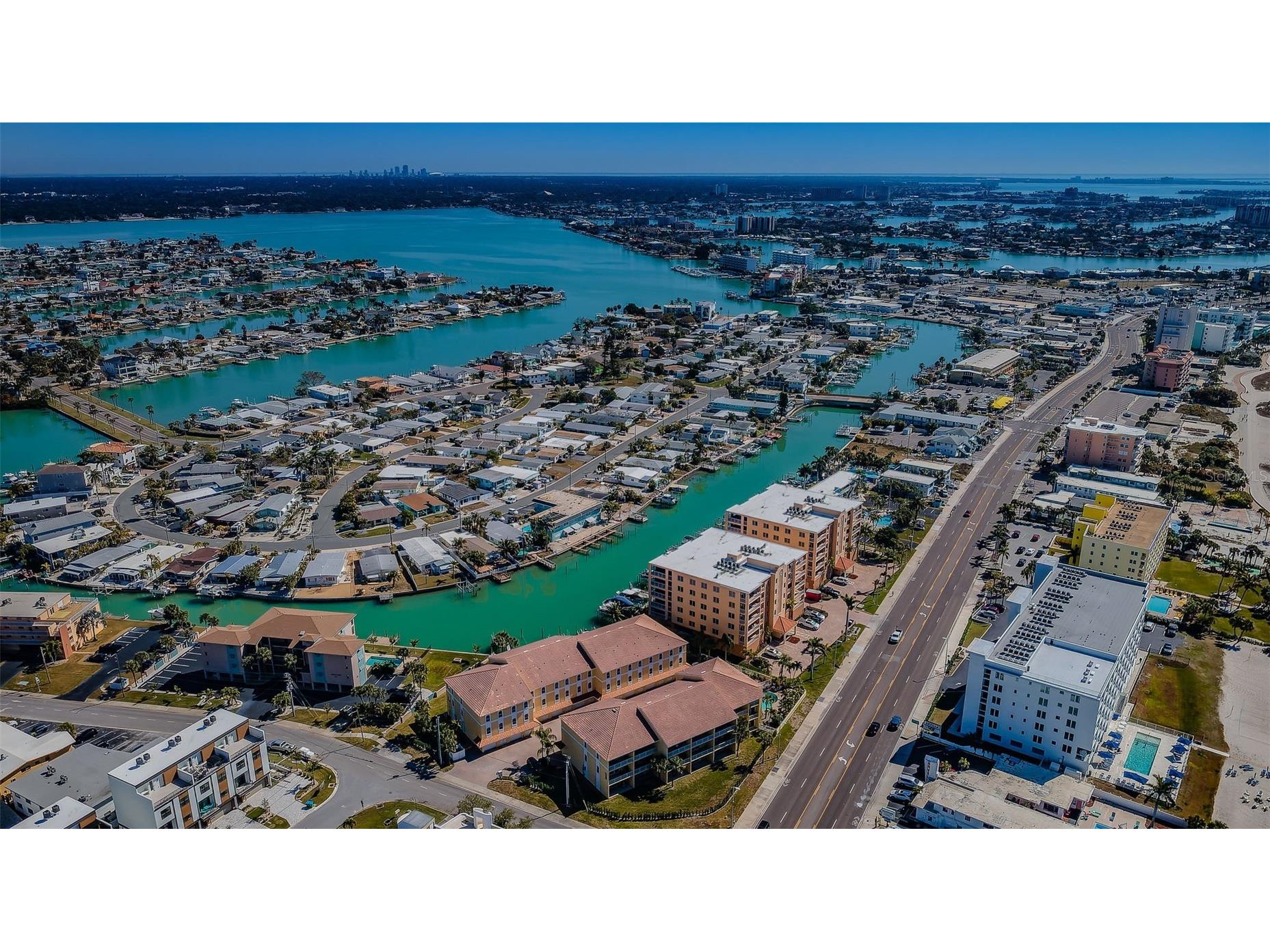 11595 Gulf Boulevard #108 Saint Petersburg FL 33706 TB8471756 image16
