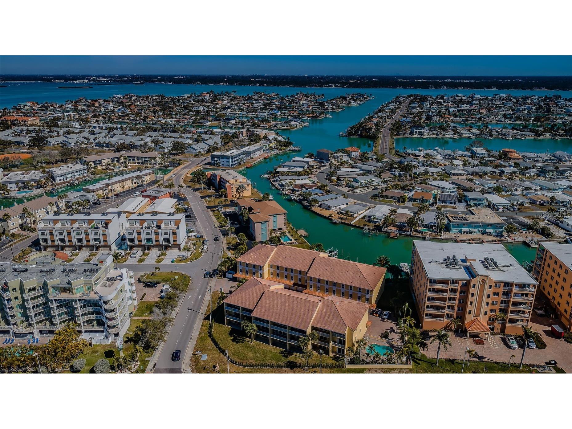 11595 Gulf Boulevard #108 Saint Petersburg FL 33706 TB8471756 image52
