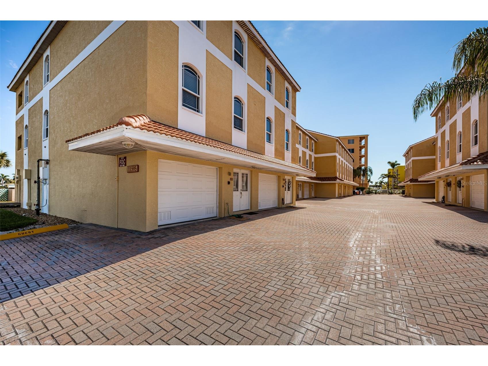 11595 Gulf Boulevard #108 Saint Petersburg FL 33706 TB8471756 image73