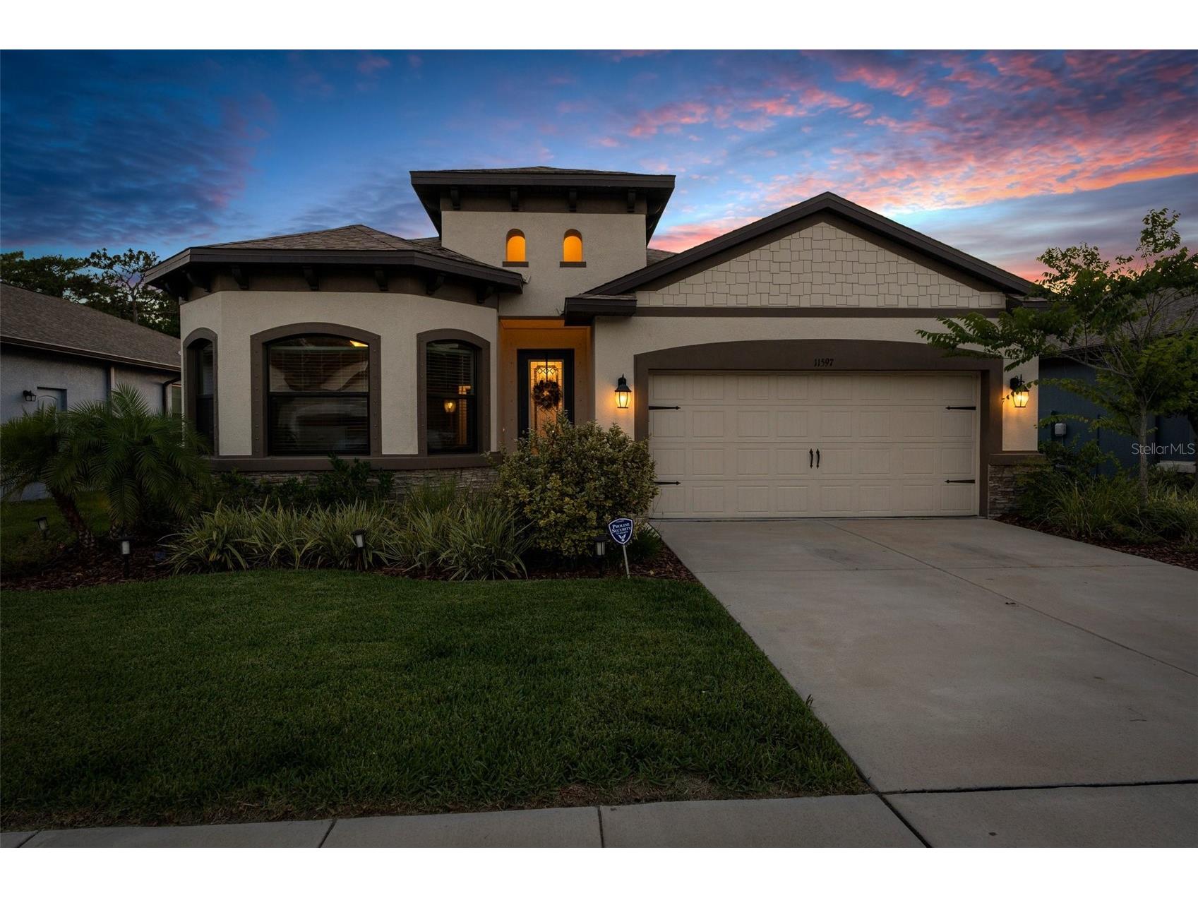 11597 Weaver Hollow Road New Port Richey FL 34654 TB8399002 image1