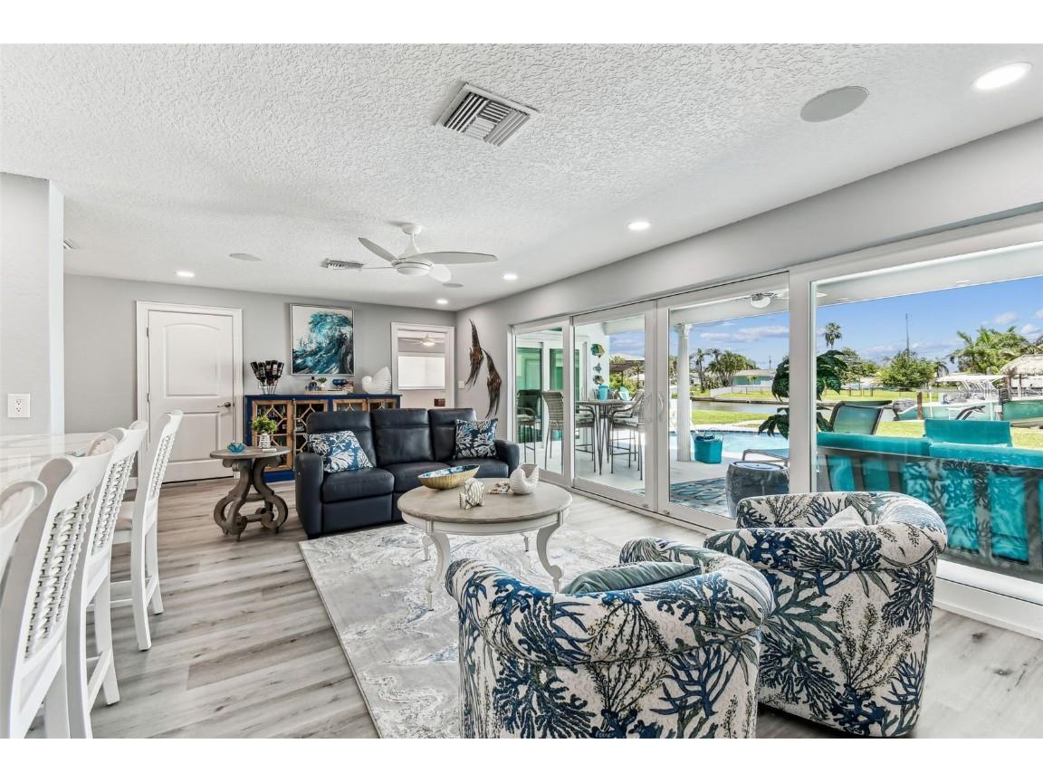 11599 Grove Street Seminole FL 33772 TB8406371 image11