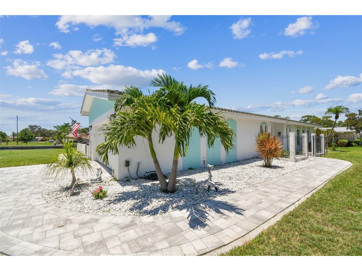 11599 Grove Street Seminole FL 33772 TB8406371 image40