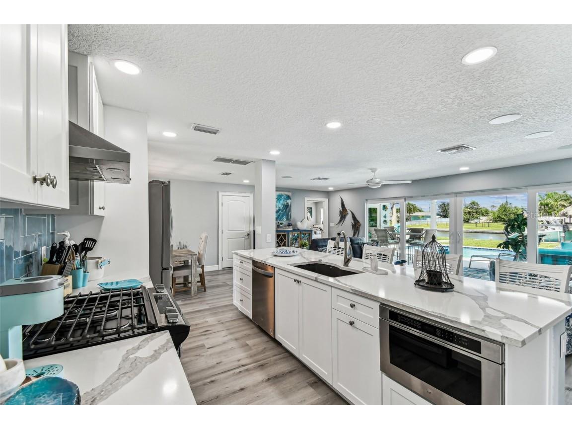 11599 Grove Street Seminole FL 33772 TB8406371 image8