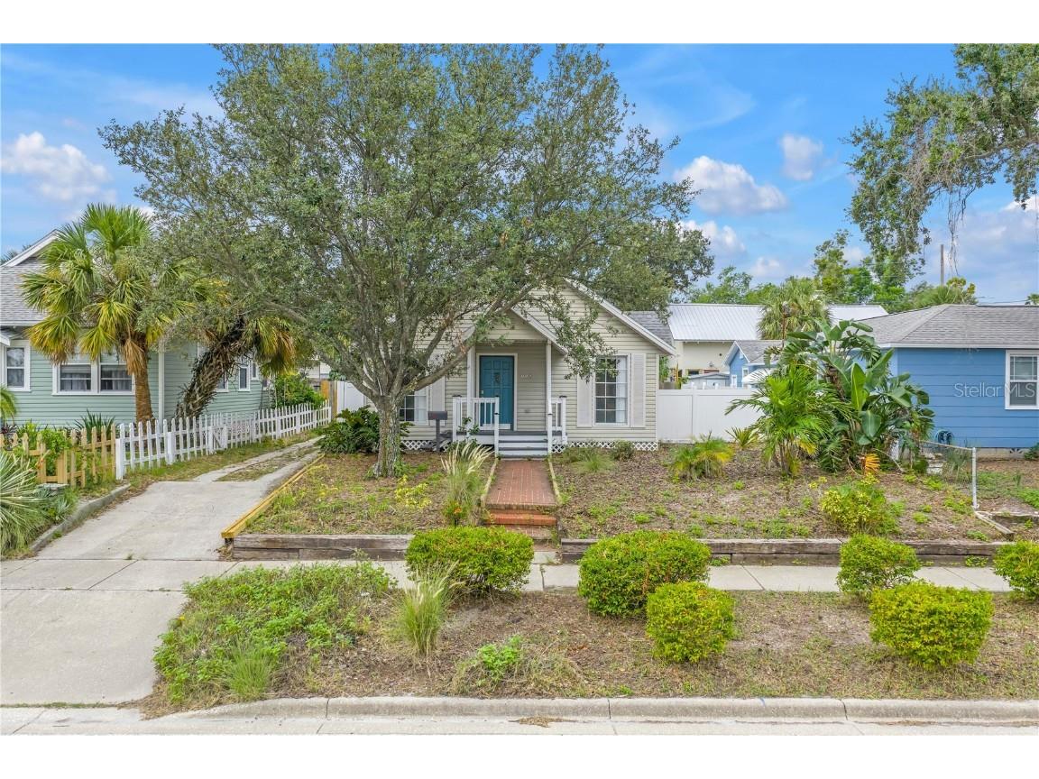 116 16th Avenue SE Saint Petersburg FL 33701 TB8404644 image1