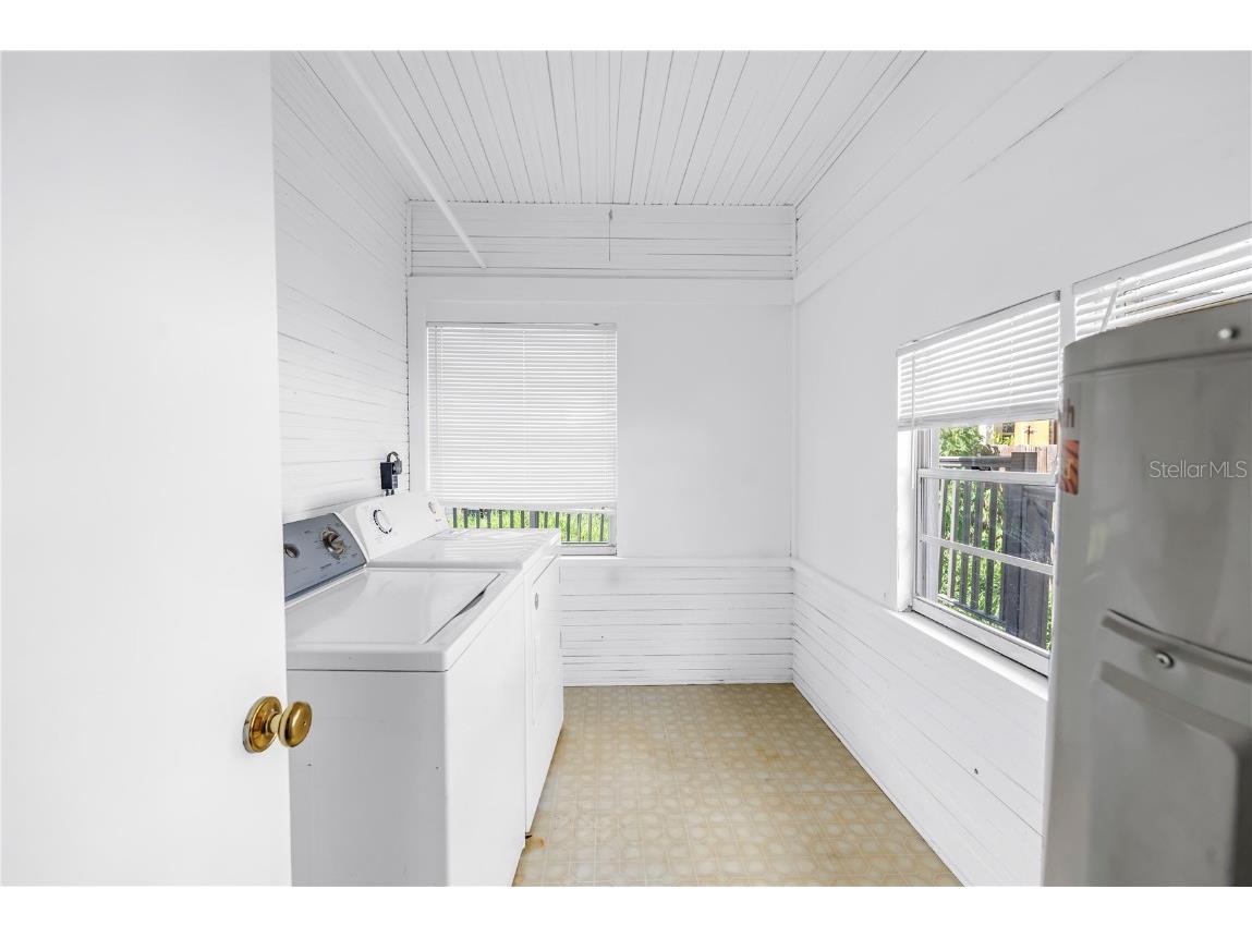 116 16th Avenue SE Saint Petersburg FL 33701 TB8404644 image18