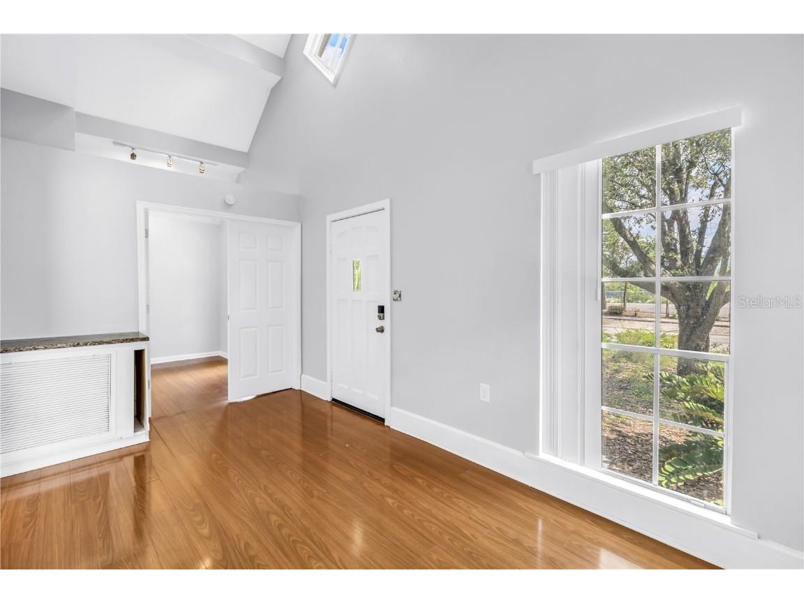 116 16th Avenue SE Saint Petersburg FL 33701 TB8404644 image3