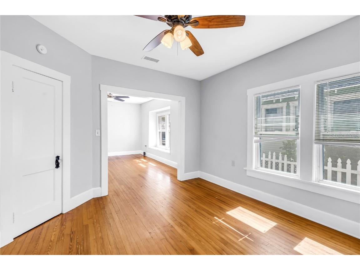 116 16th Avenue SE Saint Petersburg FL 33701 TB8404644 image6