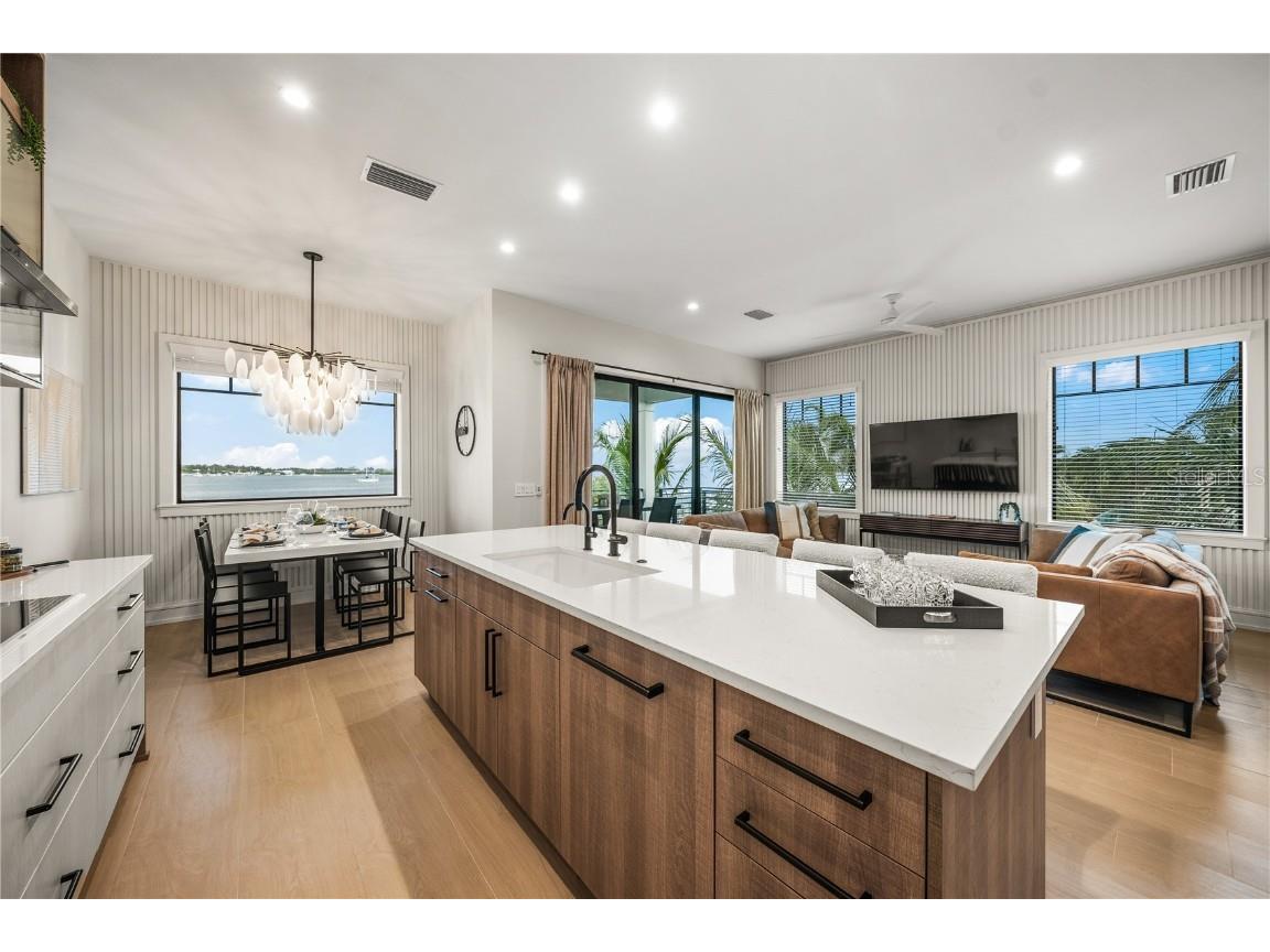 116 8th Street S Bradenton Beach FL 34217 - Bay A4672994 image12