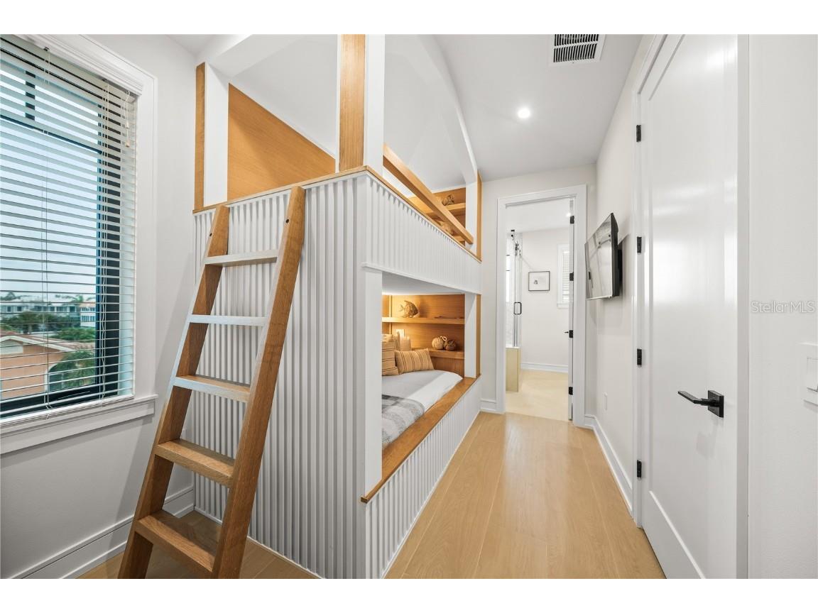 116 8th Street S Bradenton Beach FL 34217 - Bay A4672994 image36