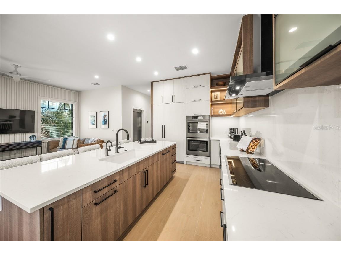 116 8th Street S Bradenton Beach FL 34217 - Bay A4672994 image8