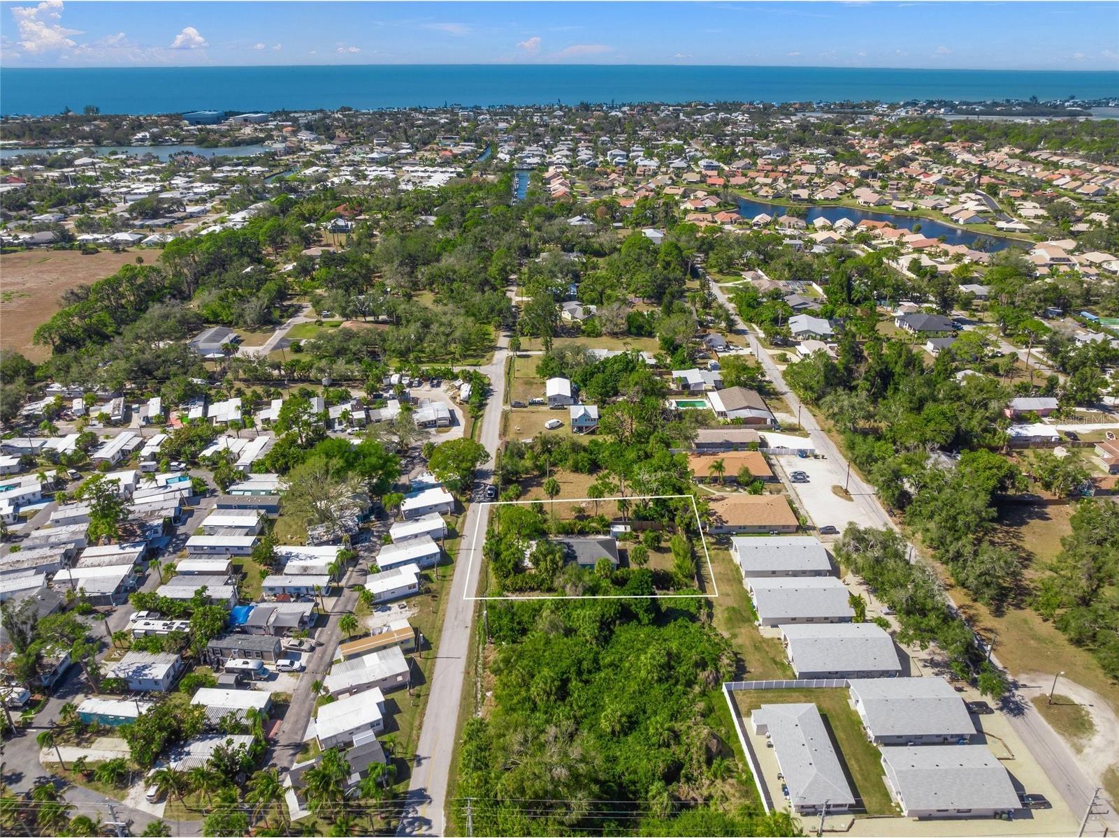 116 Avenida La Palma Nokomis FL 34275 A4682327 image48