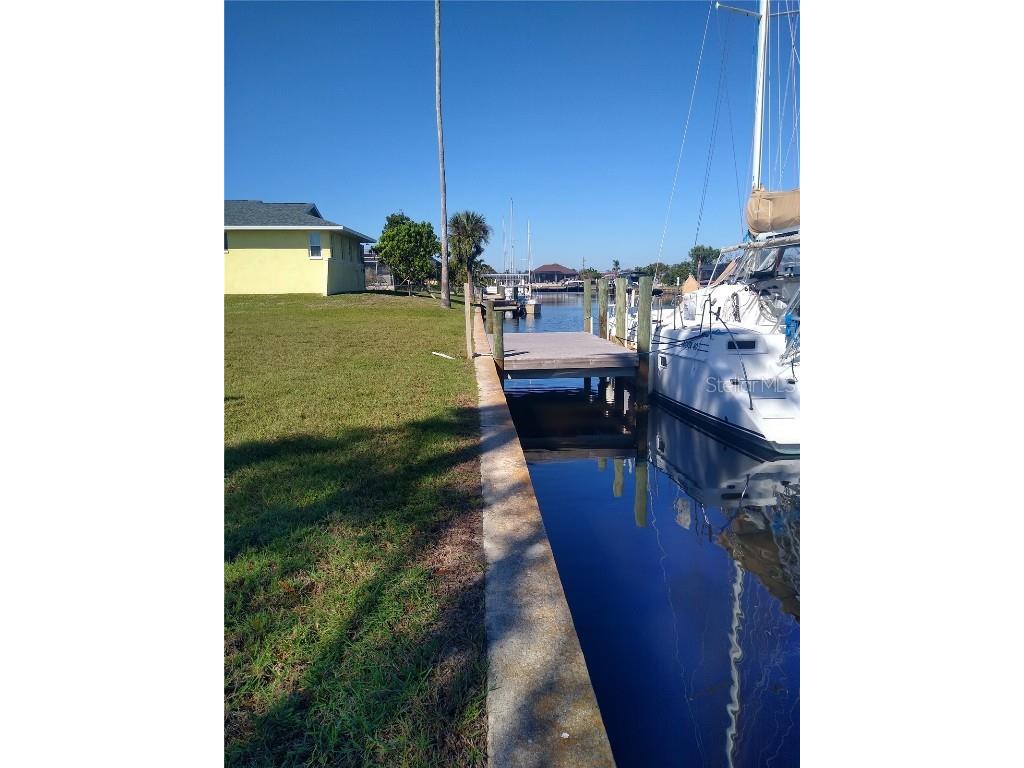 116 Colonial Street SE Port Charlotte FL 33952 A4590666 image1