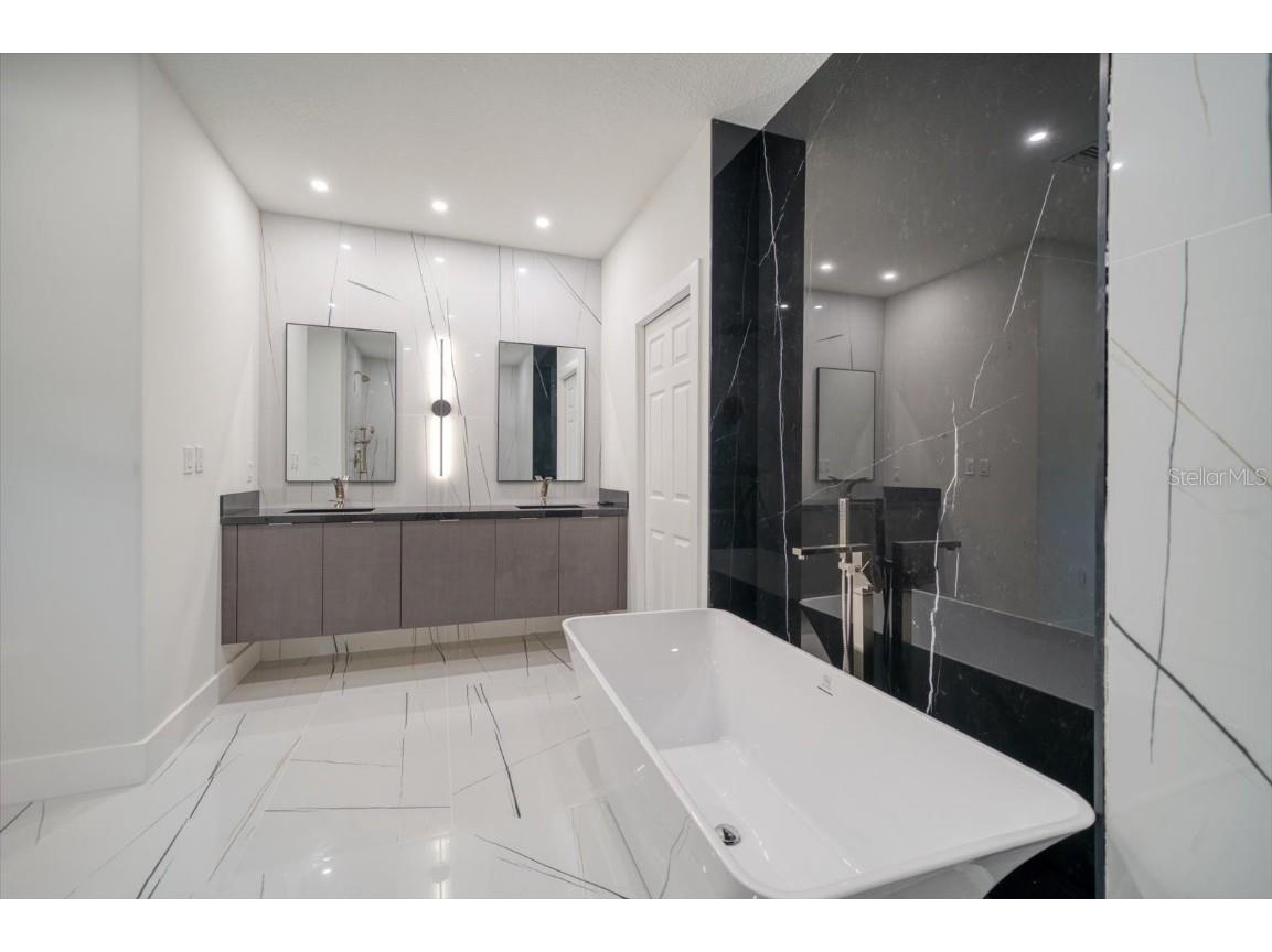 116 Devon Drive Clearwater Beach FL 33767 - CLEARWATER MARINA TB8414077 image37