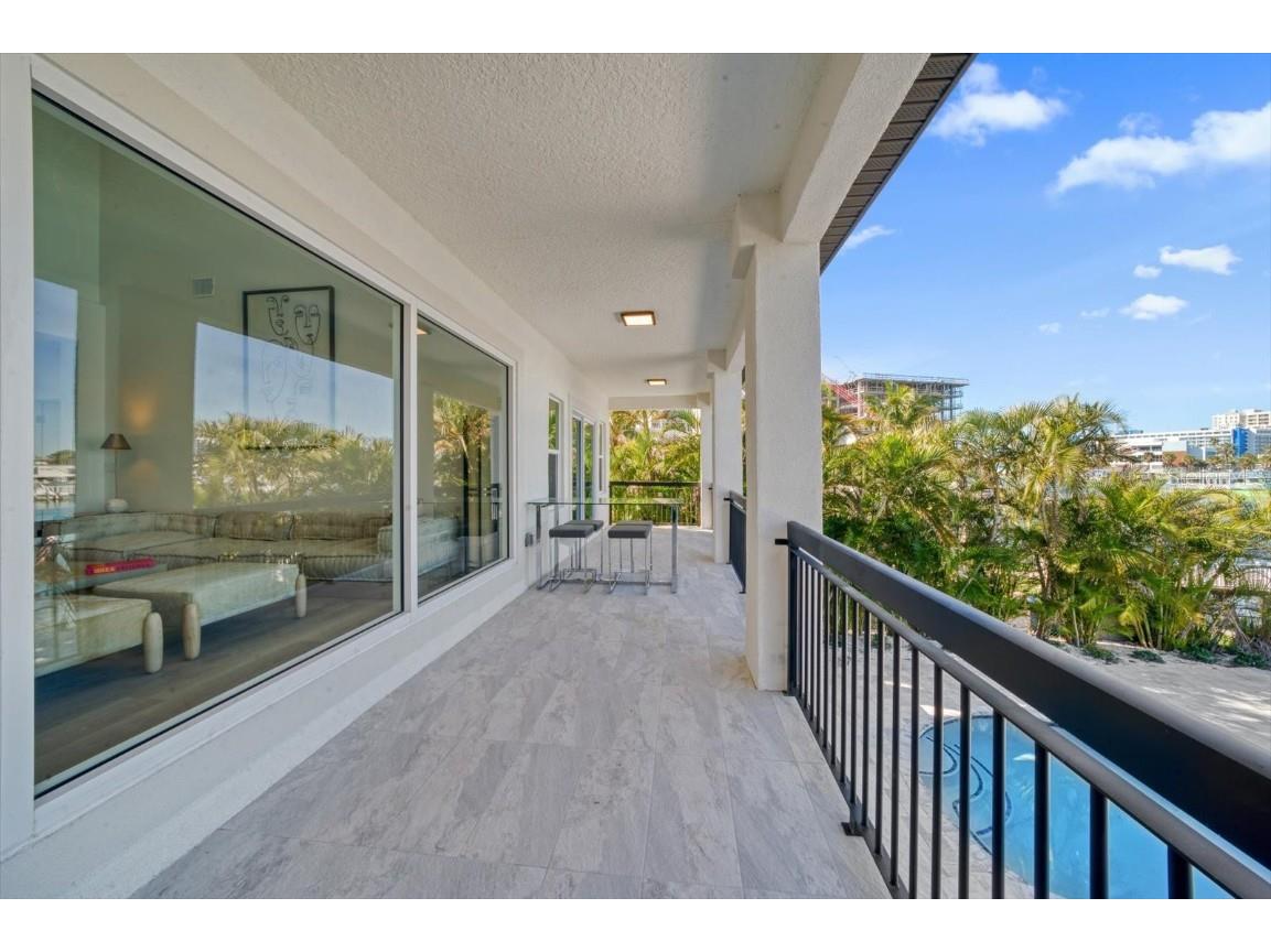 116 Devon Drive Clearwater Beach FL 33767 - CLEARWATER MARINA TB8414077 image48