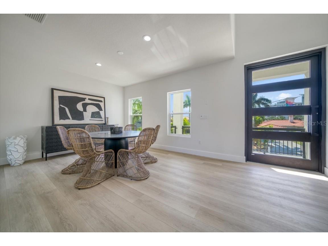 116 Devon Drive Clearwater Beach FL 33767 - CLEARWATER MARINA TB8414077 image5