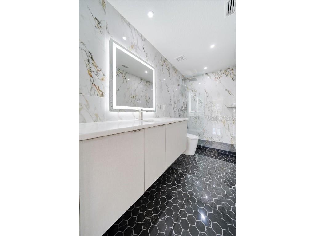 116 Devon Drive Clearwater Beach FL 33767 - CLEARWATER MARINA TB8414077 image56