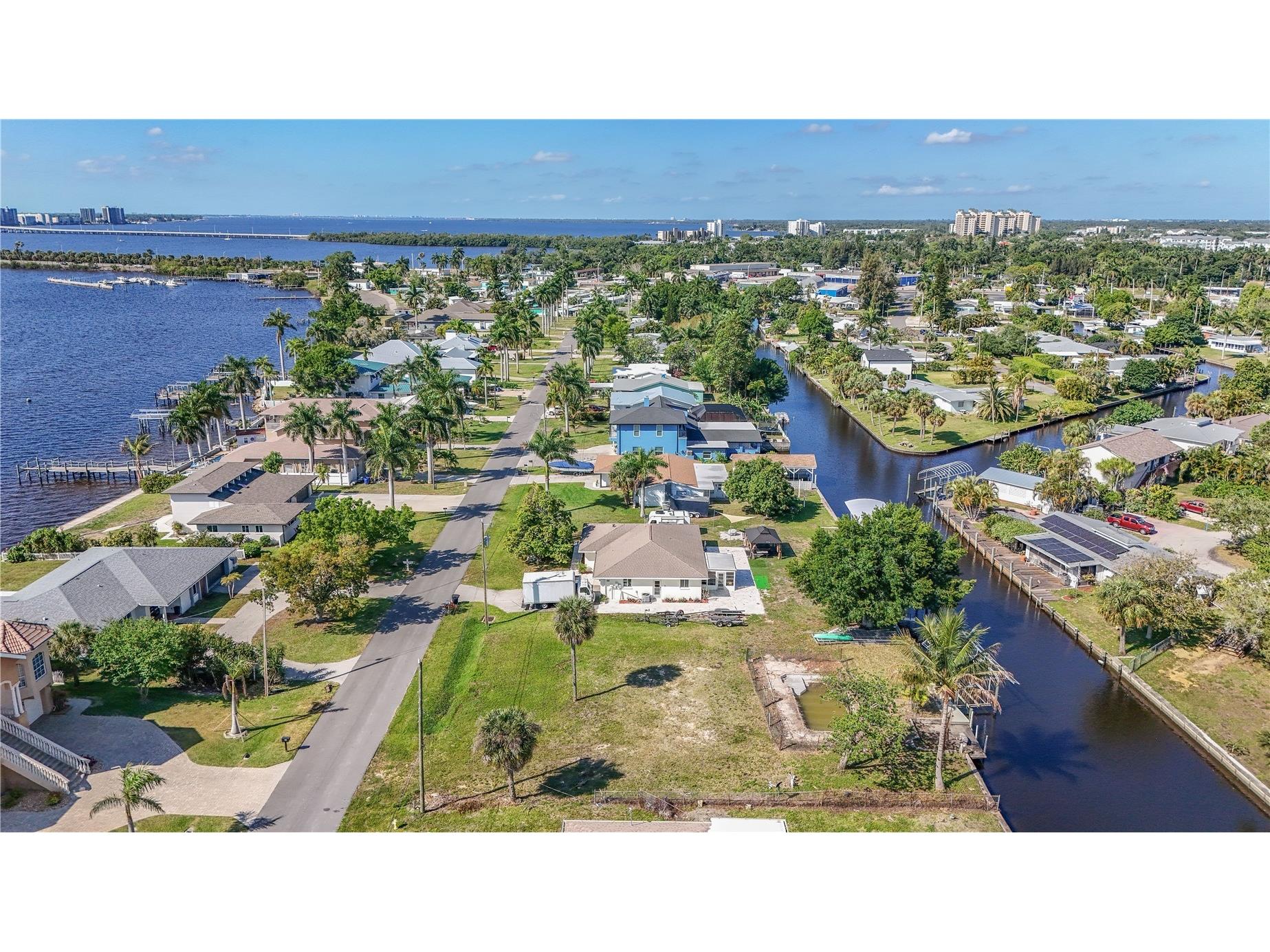 116 E North Shore Avenue North Fort Myers FL 33917 C7525410 image9