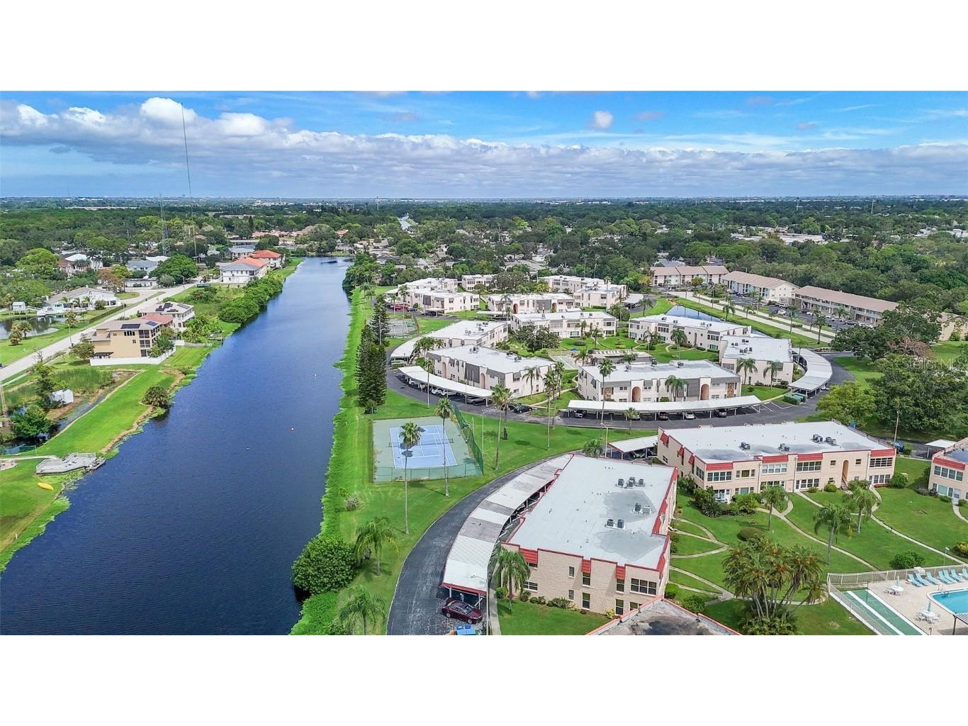 116 Elmwood Circle Seminole FL 33777 - SEMINOLE BYPASS CANAL TB8431584 image1