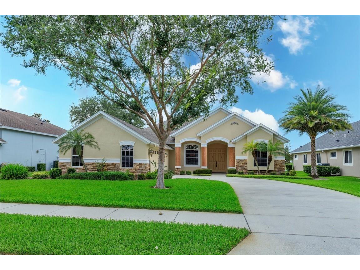 116 Hallstrom Court Debary FL 32713 - HAMPTON HILLS ESTATES POND O6116230 image1