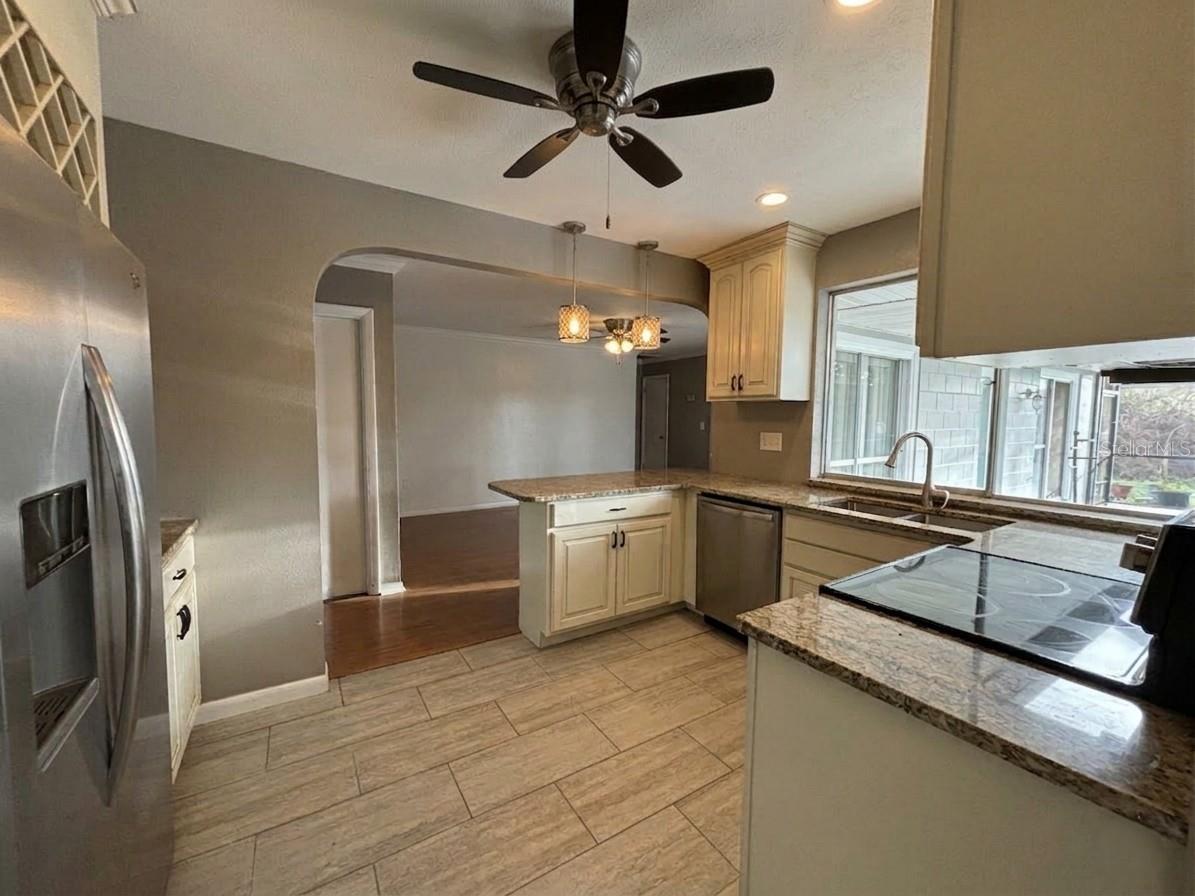 116 Holmes Place Winter Haven FL 33884 P4938445 image6