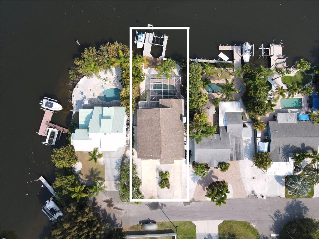 116 Lorraine Street Crystal Beach FL 34681 T3452453 image1