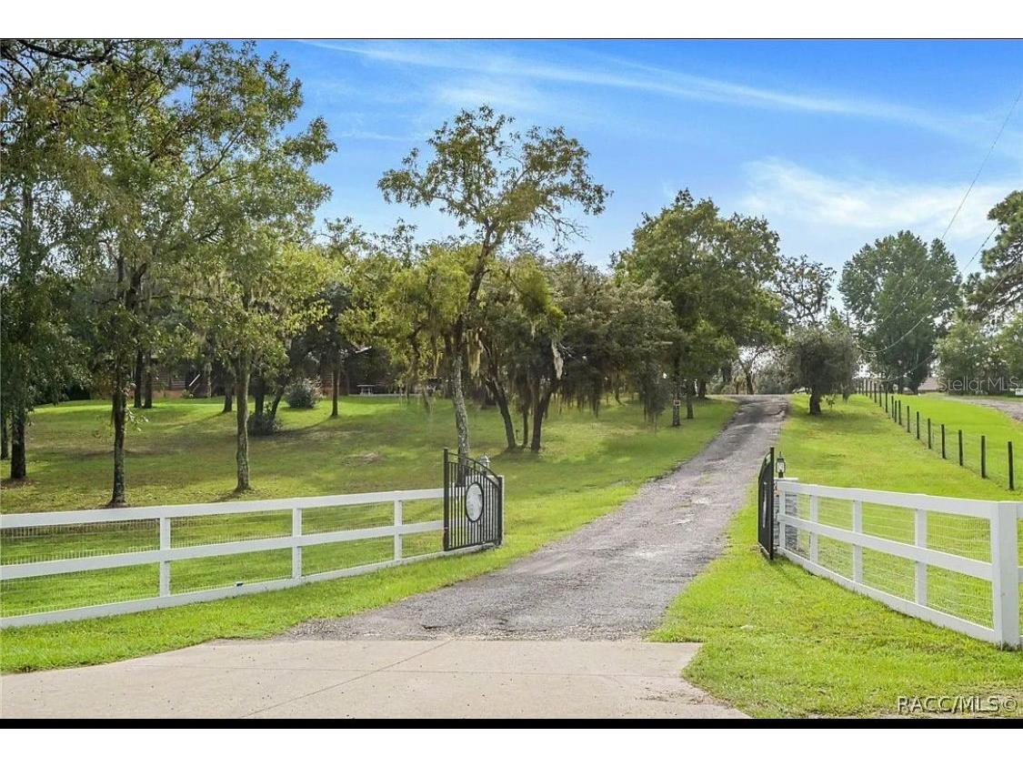 116 S Kensington Avenue Lecanto FL 34461 OM670301 image1