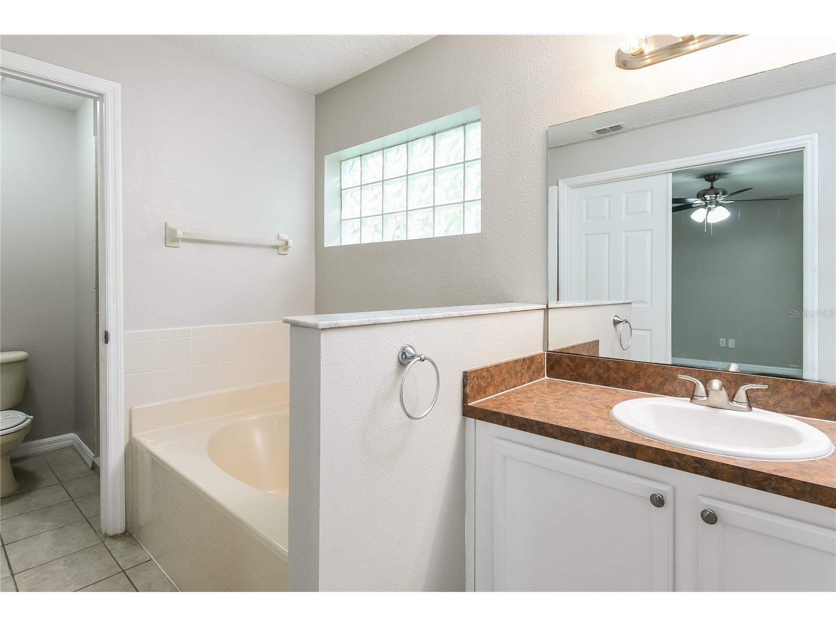 116 San Benito Way Kissimmee FL 34758 C7528772 image12