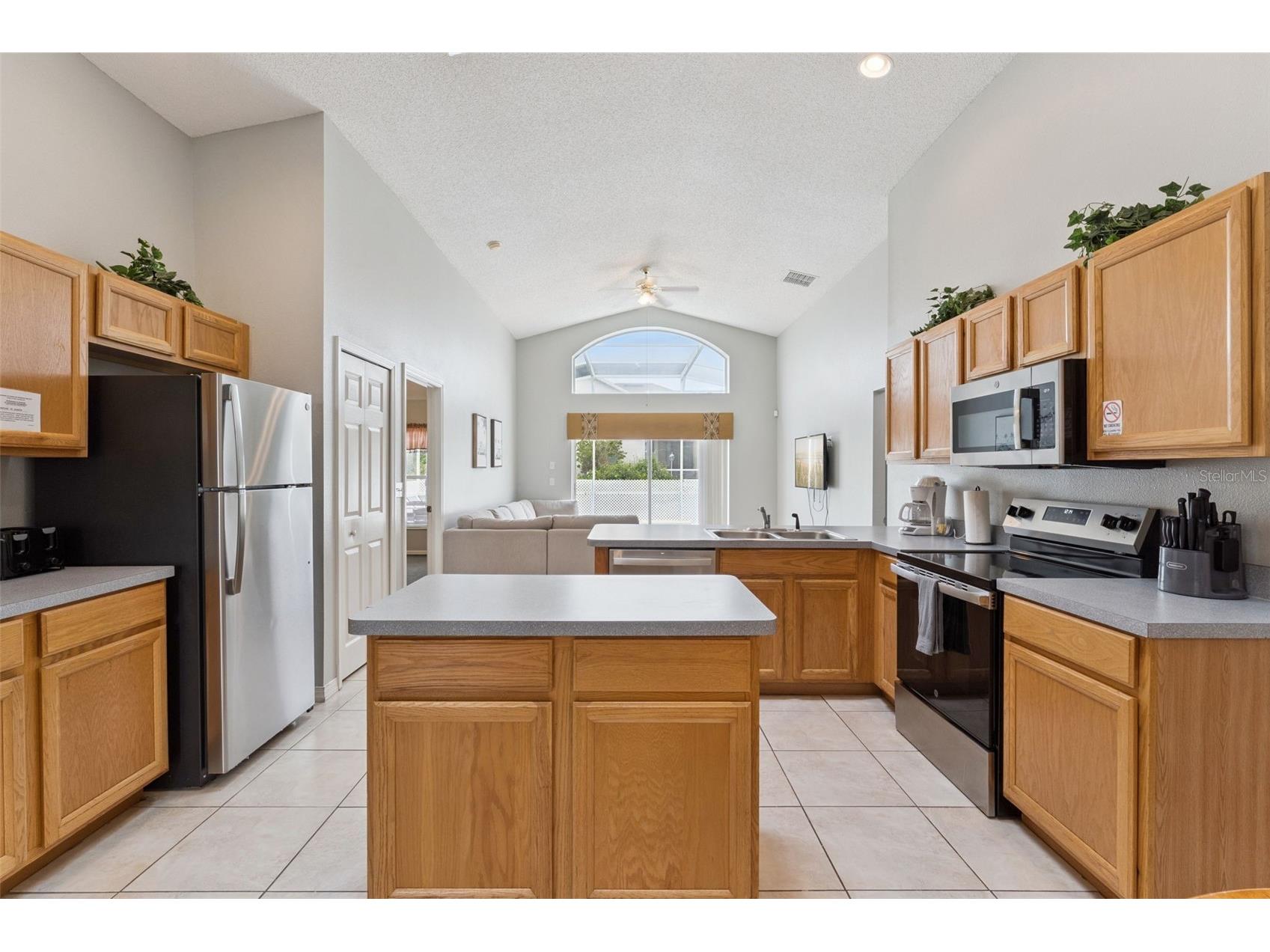 116 Silverton Road Davenport FL 33897 O6347113 image12