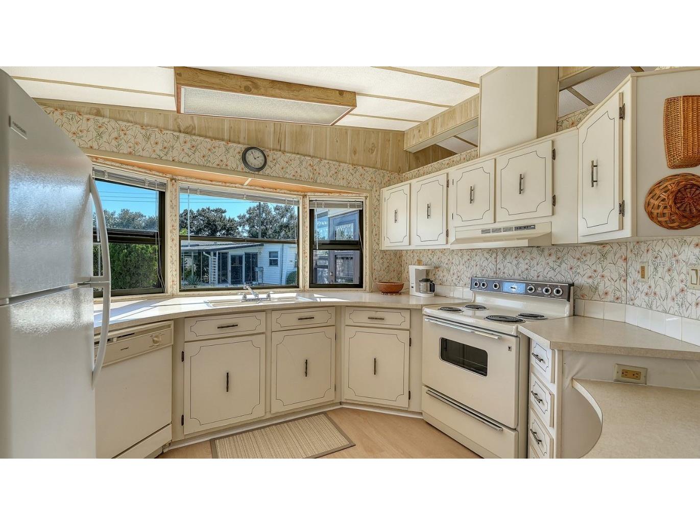 116 Southwinds Drive Sarasota FL 34231 A4672428 image12