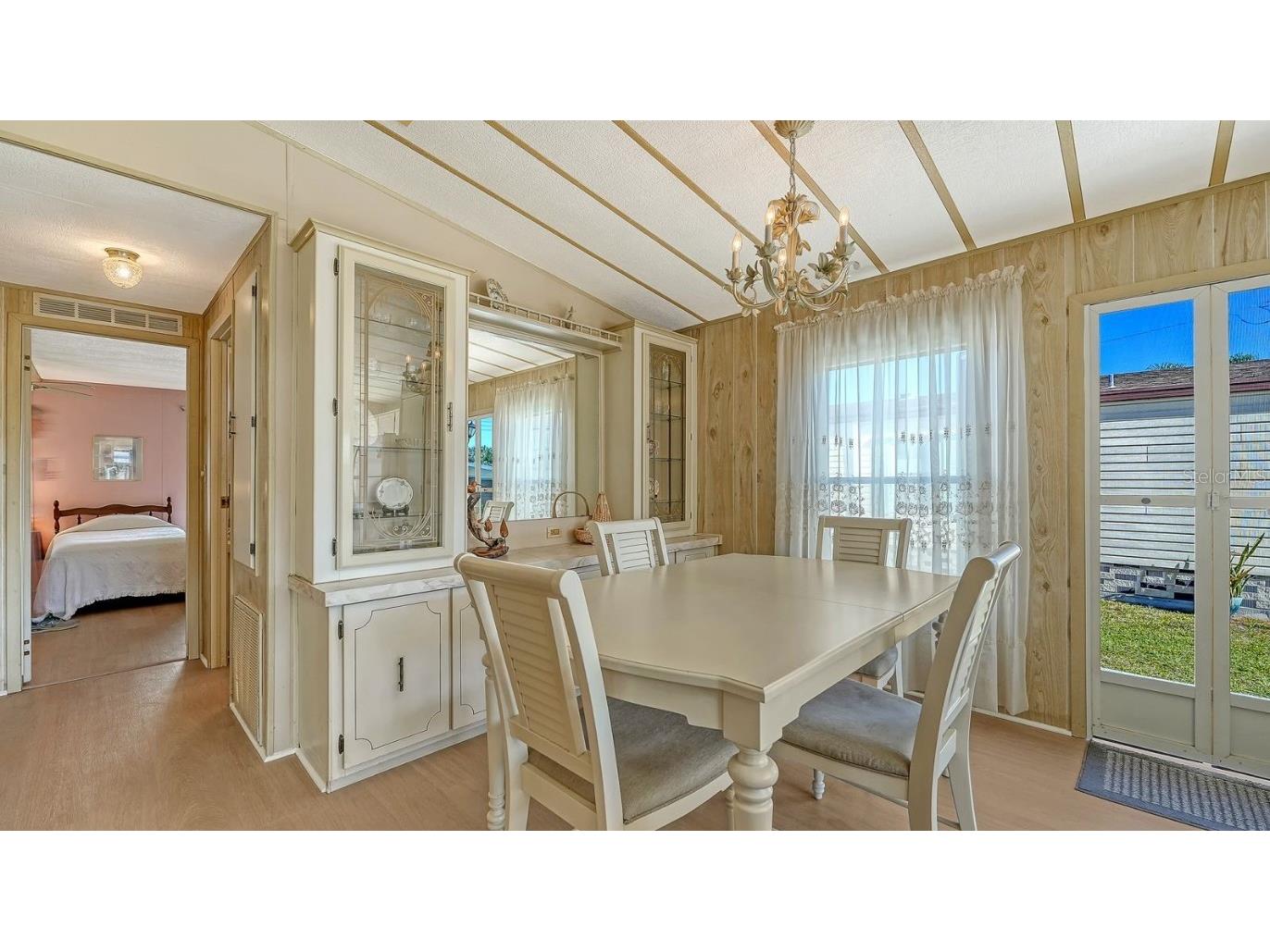 116 Southwinds Drive Sarasota FL 34231 A4672428 image16